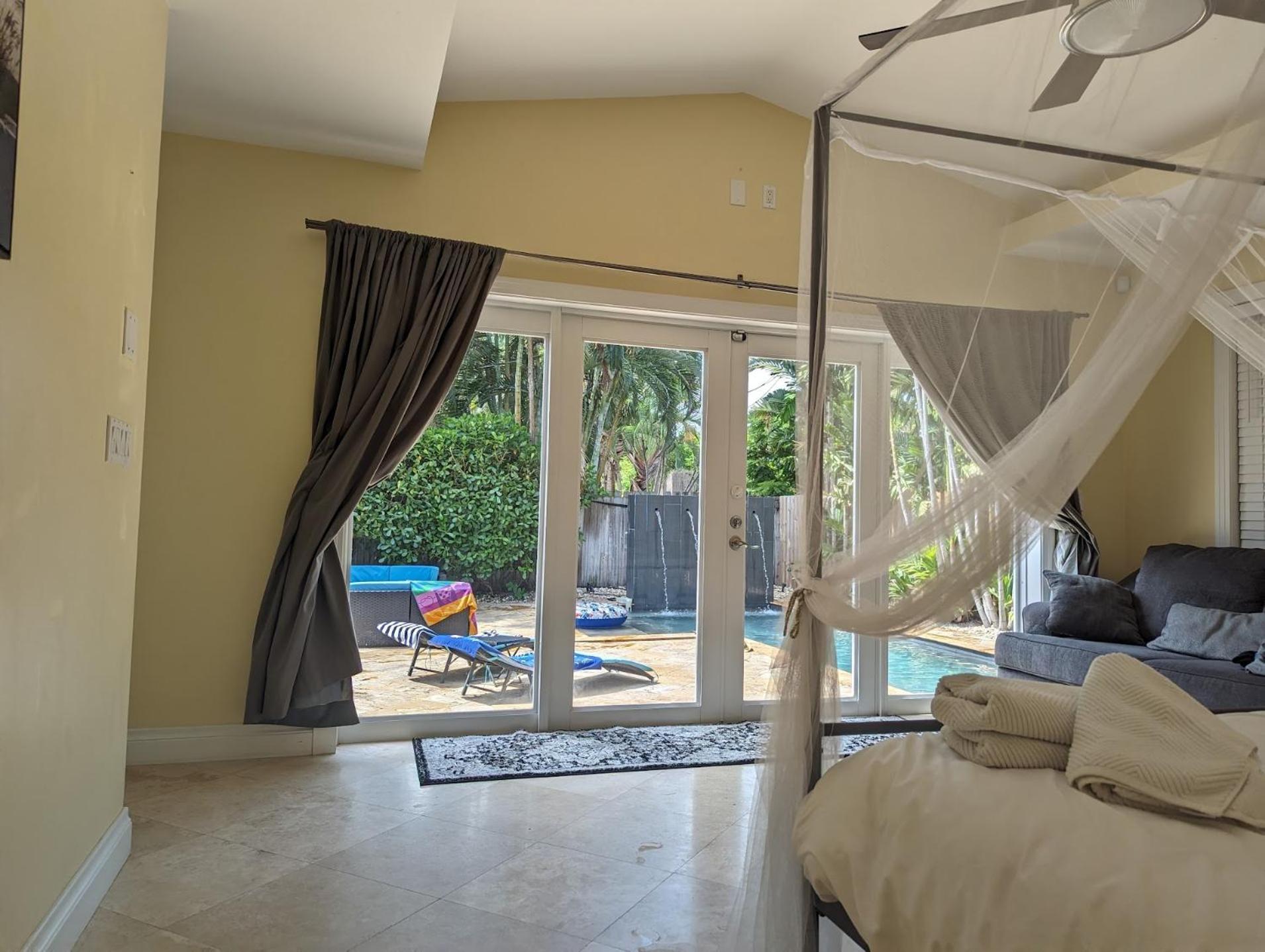 Las Olas Oasis: Heated Salt Water Pool Retreat Fort Lauderdale Exterior photo
